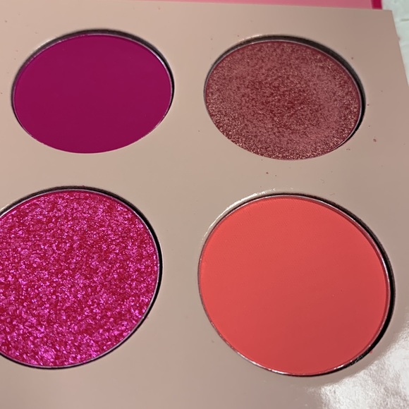 Juvias The sweet pinks by Juvias 3 Matt’s 3 glitter NIB for eyeshadow and Blush - Picture 7 of 11